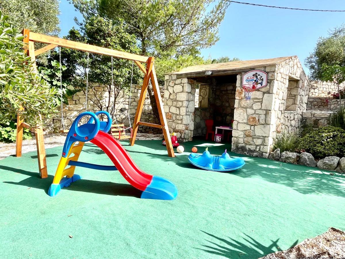 Villa Meganisi Agios Nikolaos  Exteriör bild