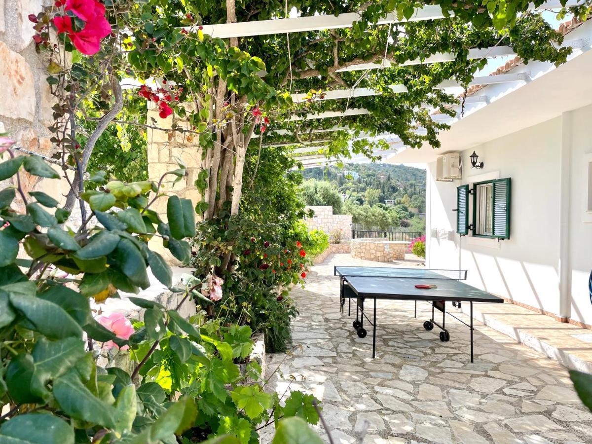 Villa Meganisi Agios Nikolaos  Exteriör bild